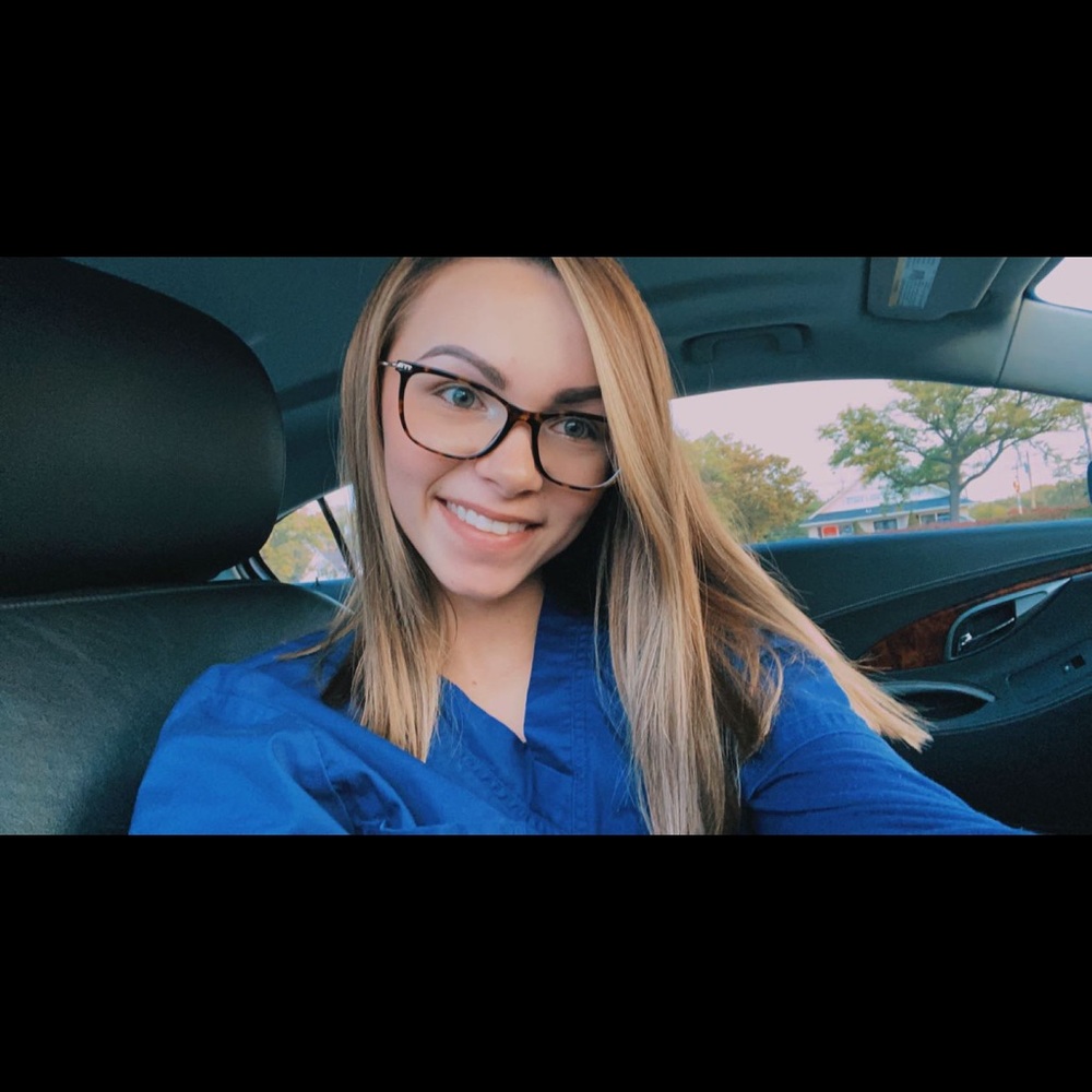 Meet your Posher, Mickayla